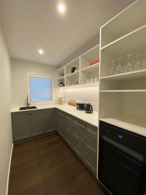 Luxury Escape In Cbd - Walking Distance To Town Villa Tauranga Ngoại thất bức ảnh