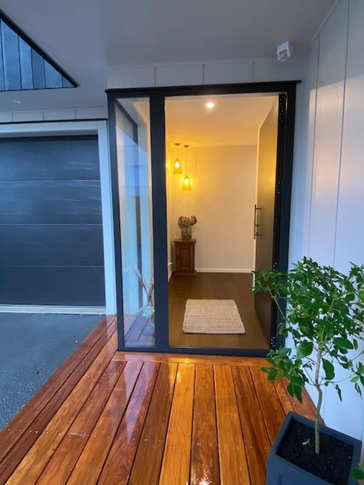 Luxury Escape In Cbd - Walking Distance To Town Villa Tauranga Ngoại thất bức ảnh